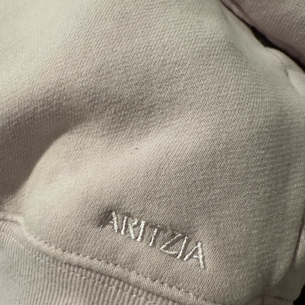 Aritzia Soft Blush Sweatshirt - Picture 2 of 5